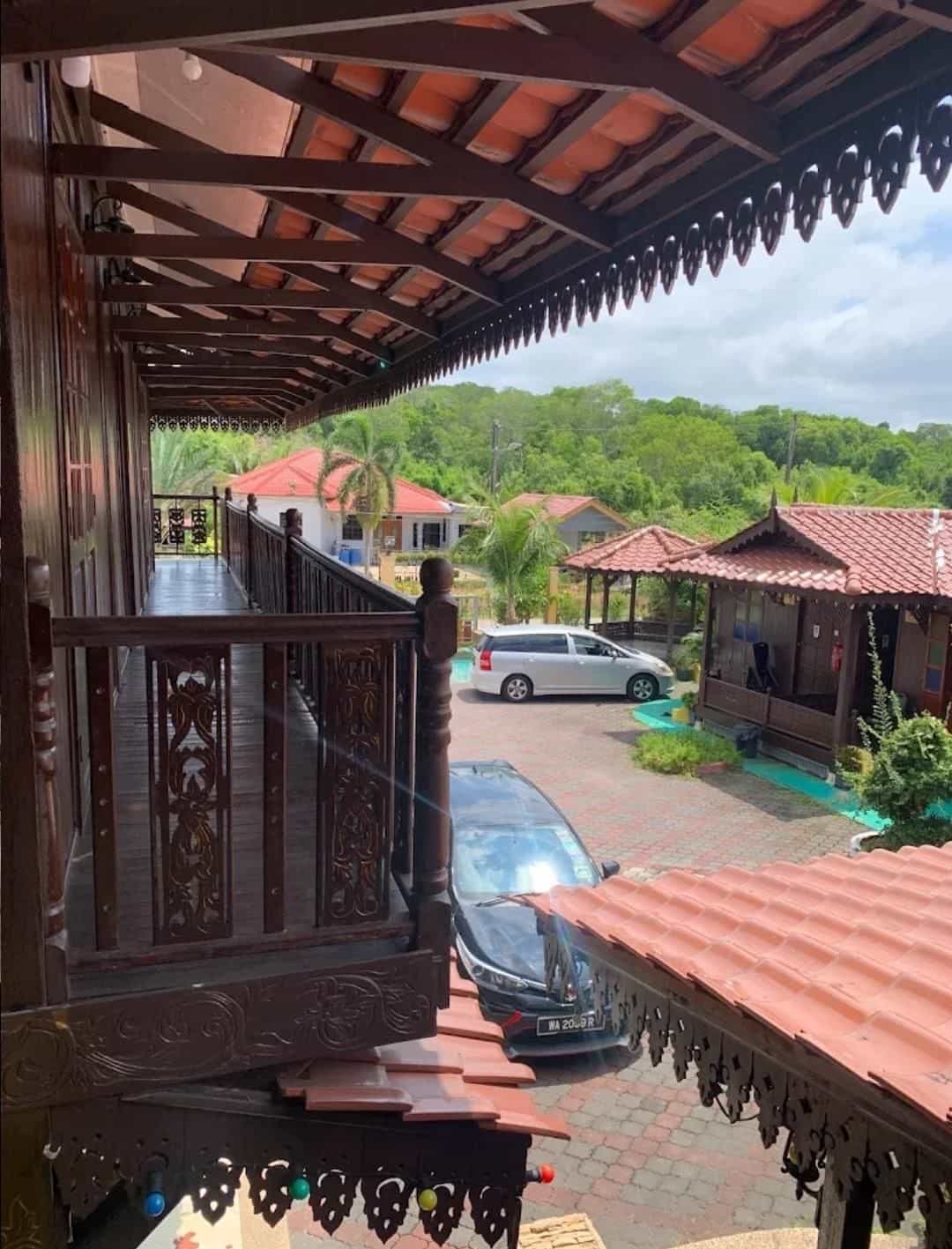 โรงแรมมัวร์ วิลเลจ โรงแรมมัวร์ วิลเลจ