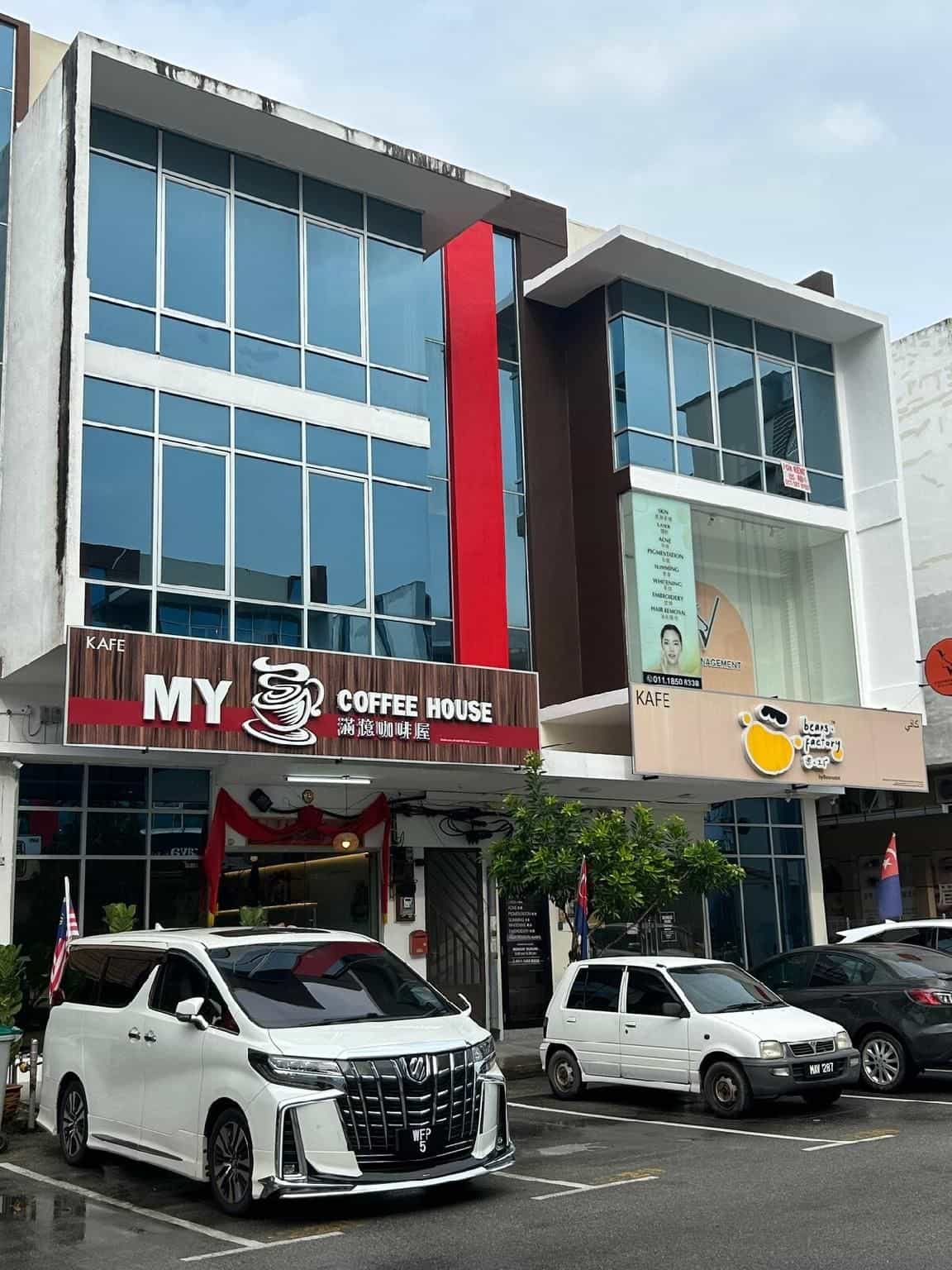 สตูดิโอ อพาร์ตเมนต์ 2 ห้องน้ำส่วนตัว ขนาด ตร.ม. – กลางเมืองมัวร์