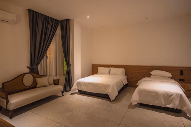 Queen and Single Room