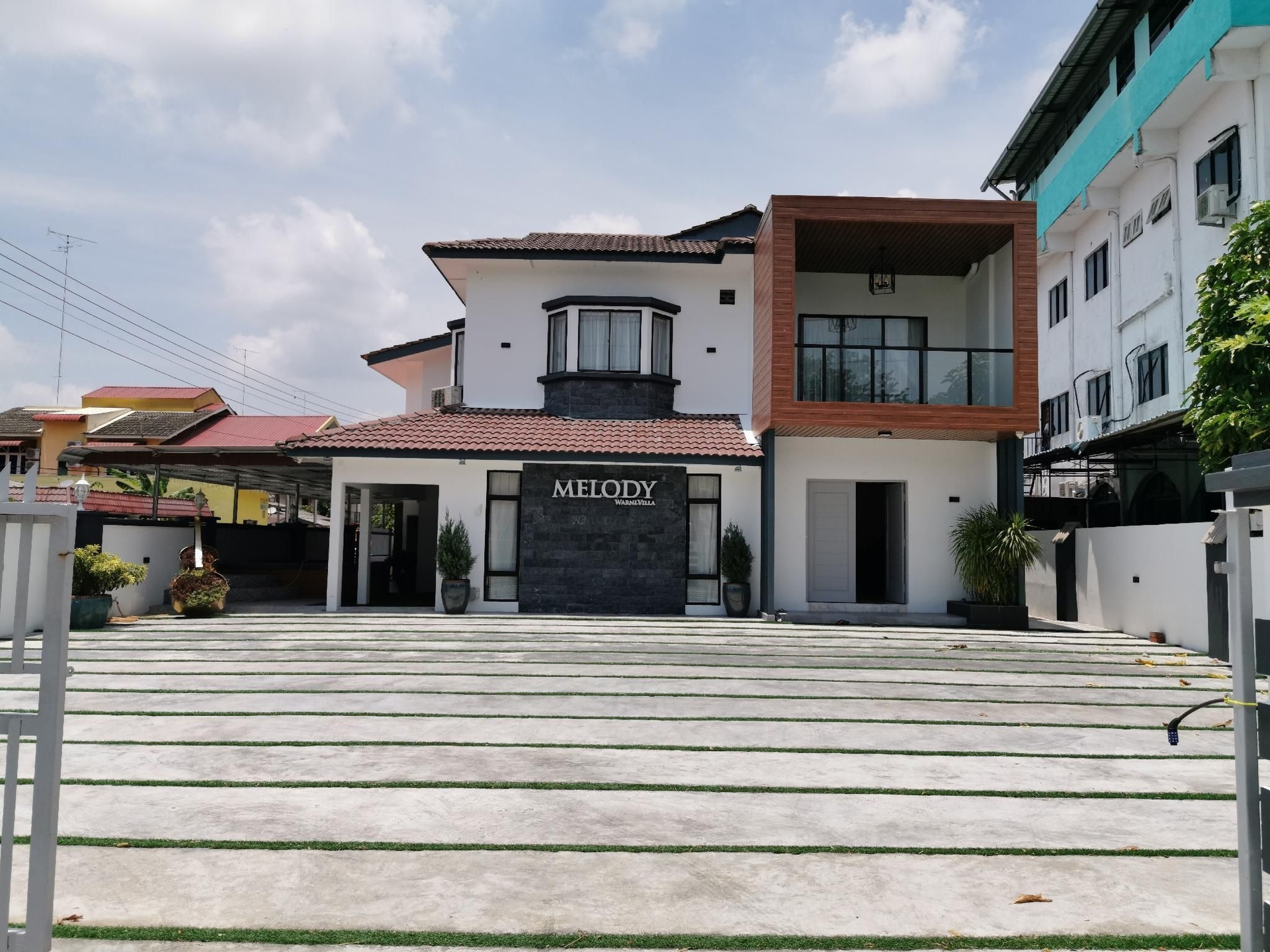 เมโลดี้ รูม มูอาร์ (Melody Room (MUAR))0
