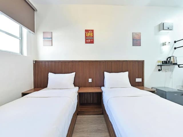 Deluxe Twin Room