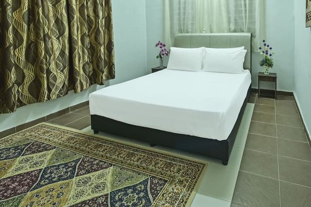 Room, 2 Bedrooms