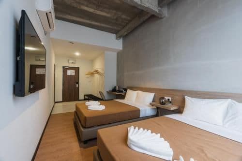 Quad Room