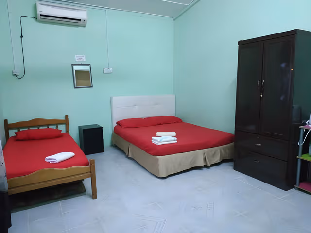 Triple Room with Private Bathroom