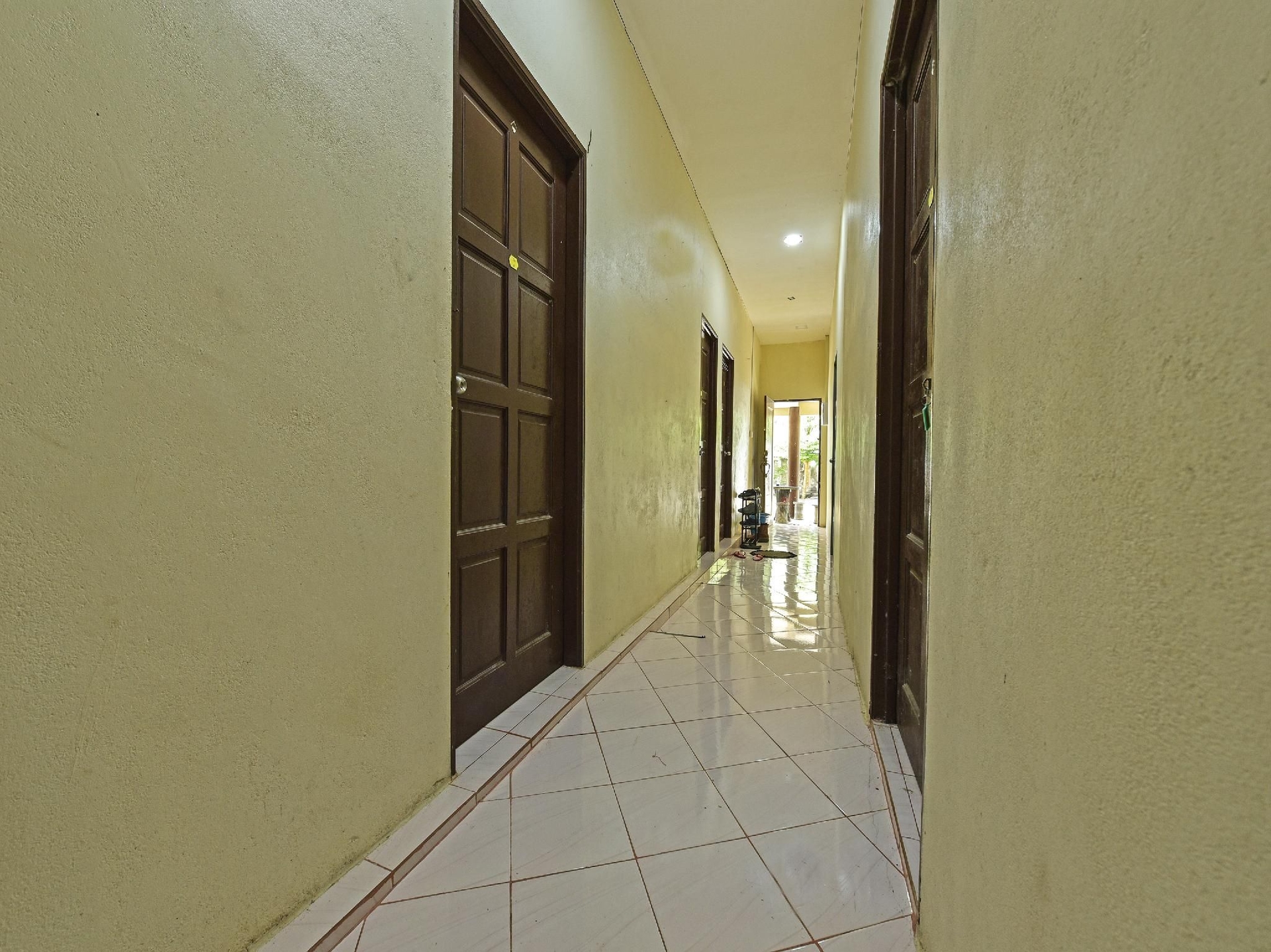 โอโย 90596 คาซาเรีย อินน์ (OYO 90596 Casaria Inn)1
