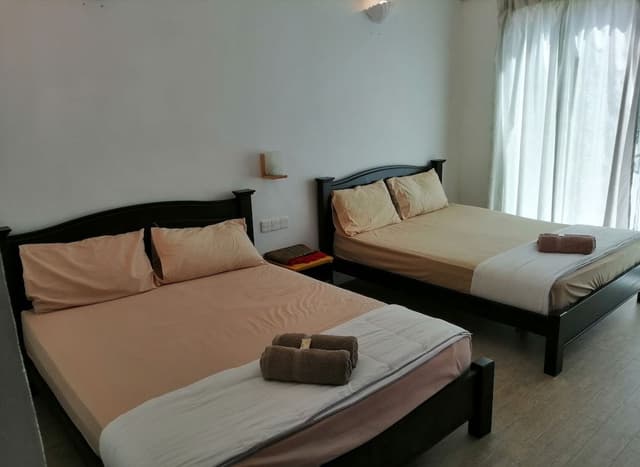 Deluxe Room, 2 Queen Beds, Garden View