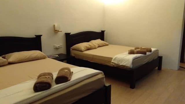 Deluxe Room, 2 Queen Beds, Garden View