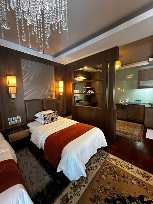 King Suite with Private Pool