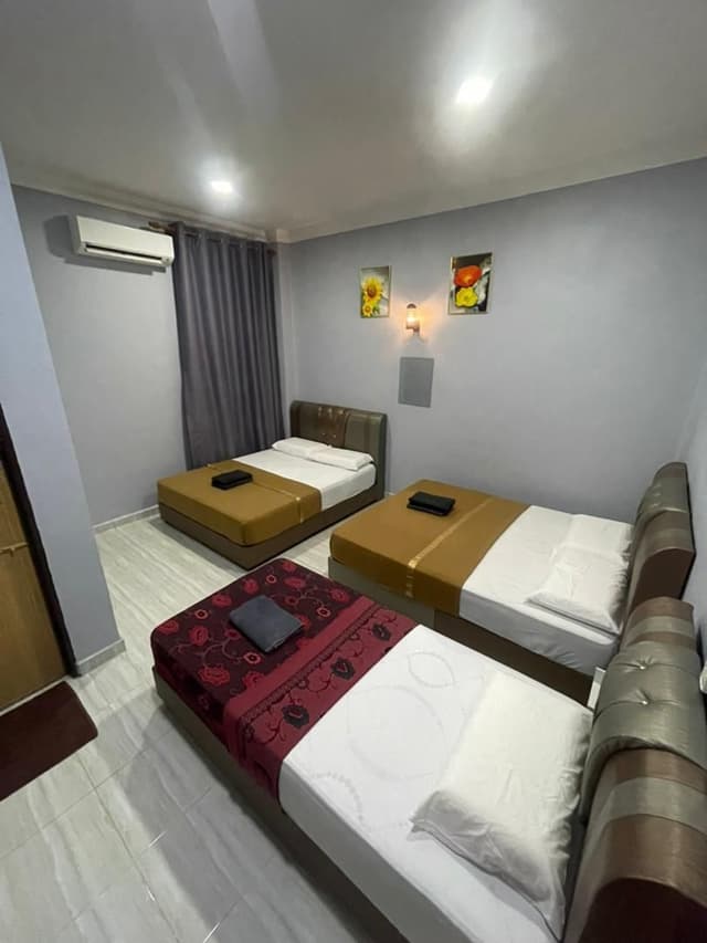 Family Room for 5 People