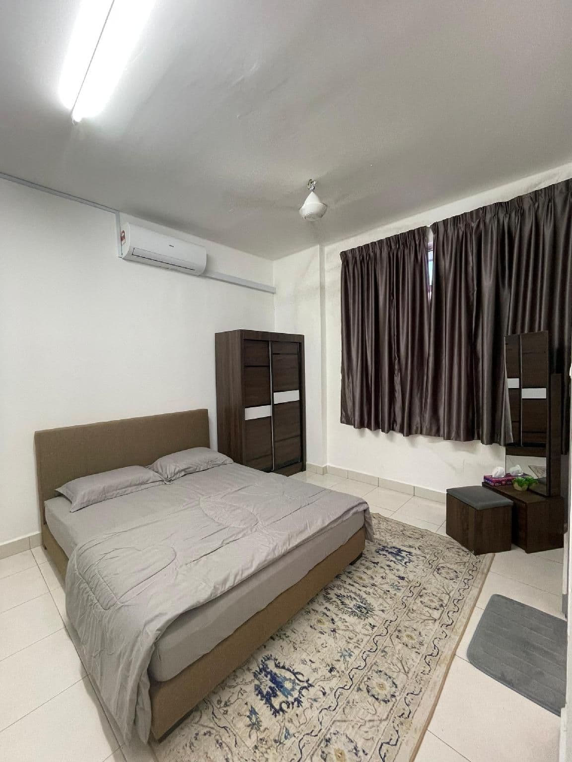 4 ห้องนอน 3 ห้องน้ำส่วนตัว ขนาด 1450 ตร.ม. – กลวง ซิตี้เซ็นเตอร์ 4 ห้องนอน 3 ห้องน้ำส่วนตัว ขนาด 1450 ตร.ม. – กลวง ซิตี้เซ็นเตอร์