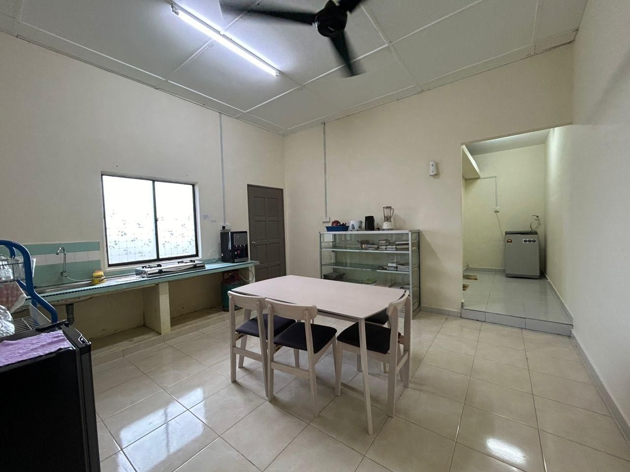 Etosh Homestay 21