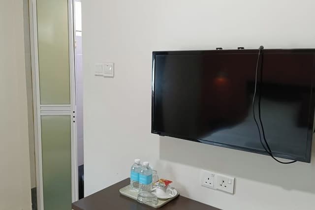 Standard Room, 1 Queen Bed