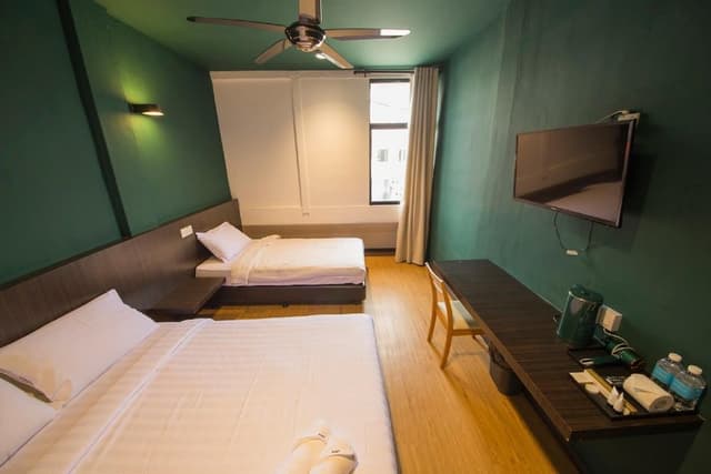 Basic Triple Room