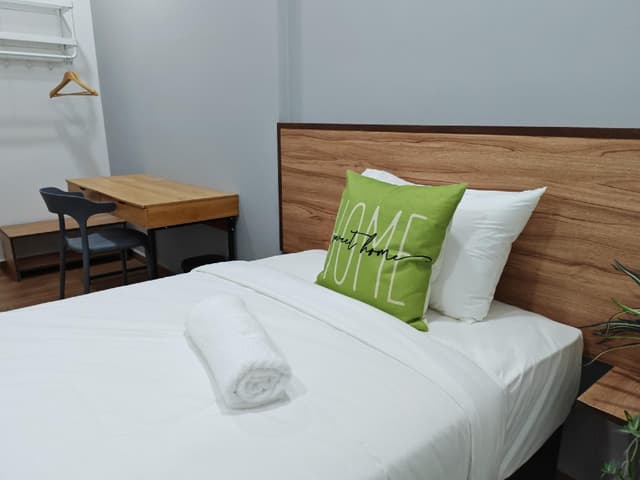 Premier Single Room