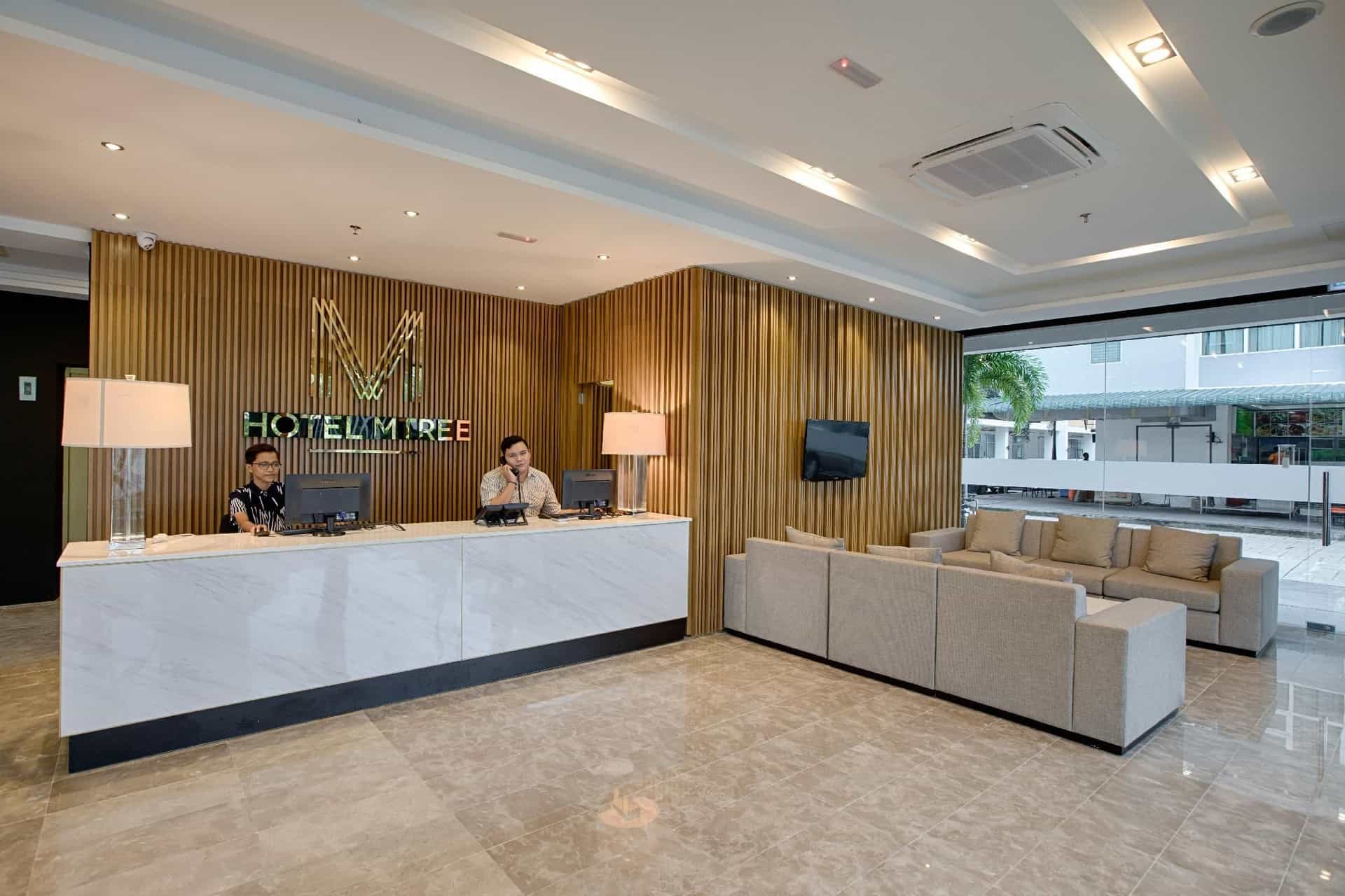 โรงแรมเอ็มทรี นิไล แอท เคแอลไอเอแอร์พอร์ต