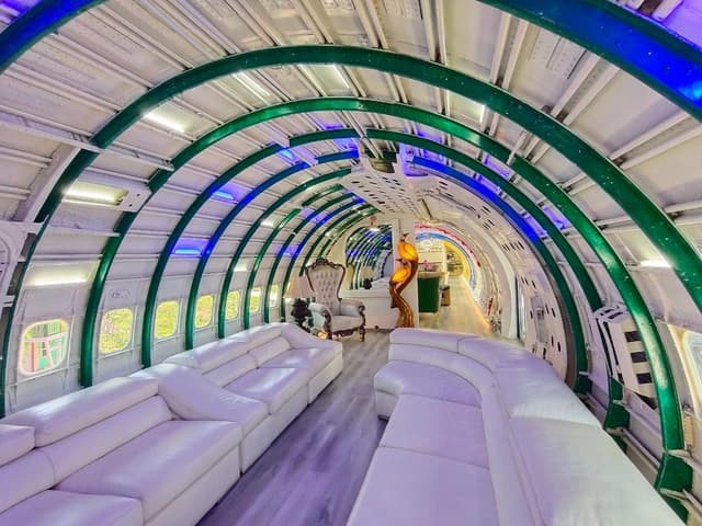 First Class Jet Style Room