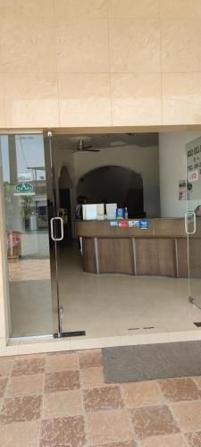 OYO 90896 Gold Hill Hotel1