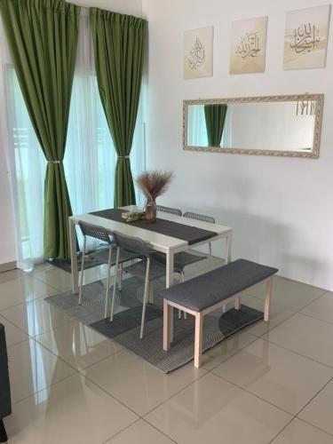 Homestay Banting1