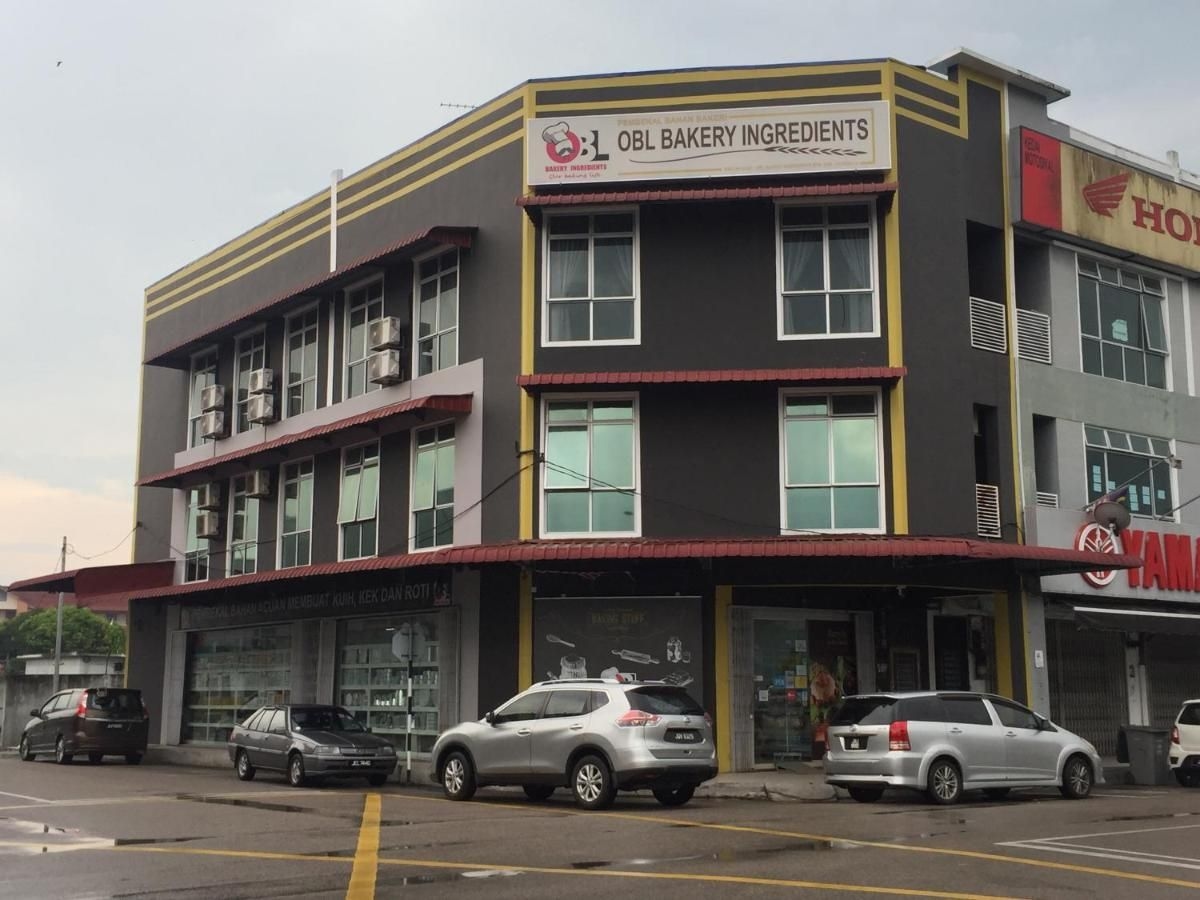 Benut Homestay0