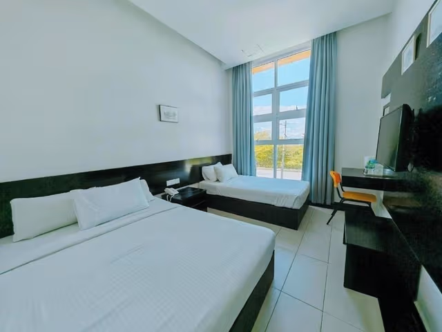 Family Room, City View