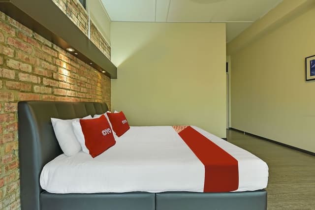 Premium Suite