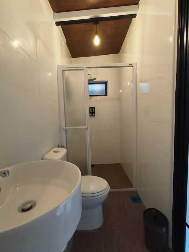 Economy Twin Room, Garden View