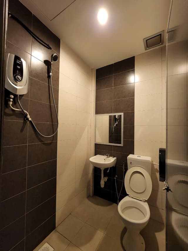 Standard Family Room - Non-Smoking