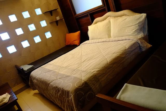 Shared Dormitory (11 beds)
