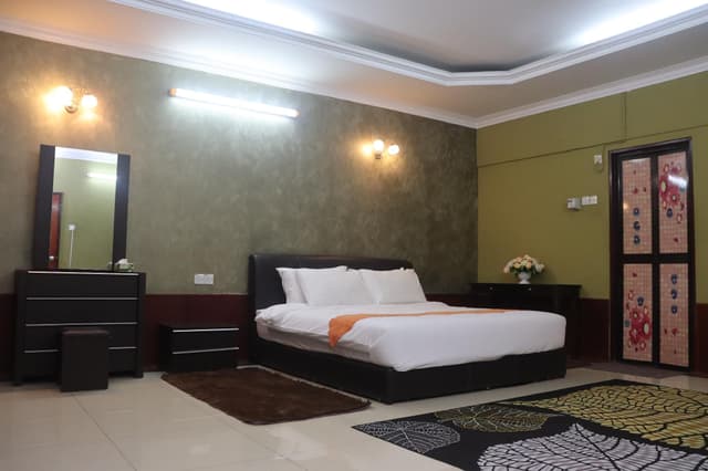Super Premium Room