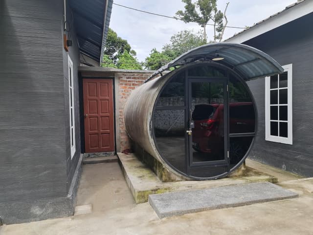 Custom Round Bed Room