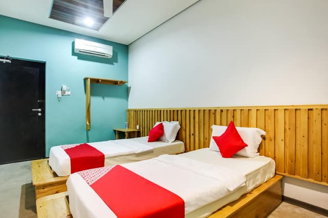 Standard Twin Room