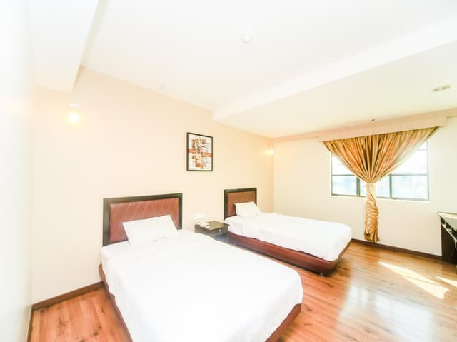 Deluxe Twin Room