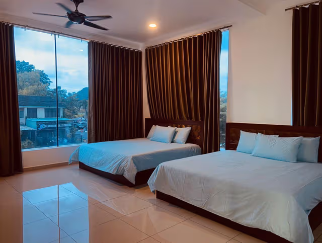 Deluxe Suite
