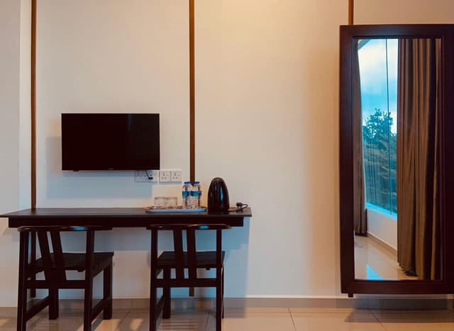 Deluxe Suite