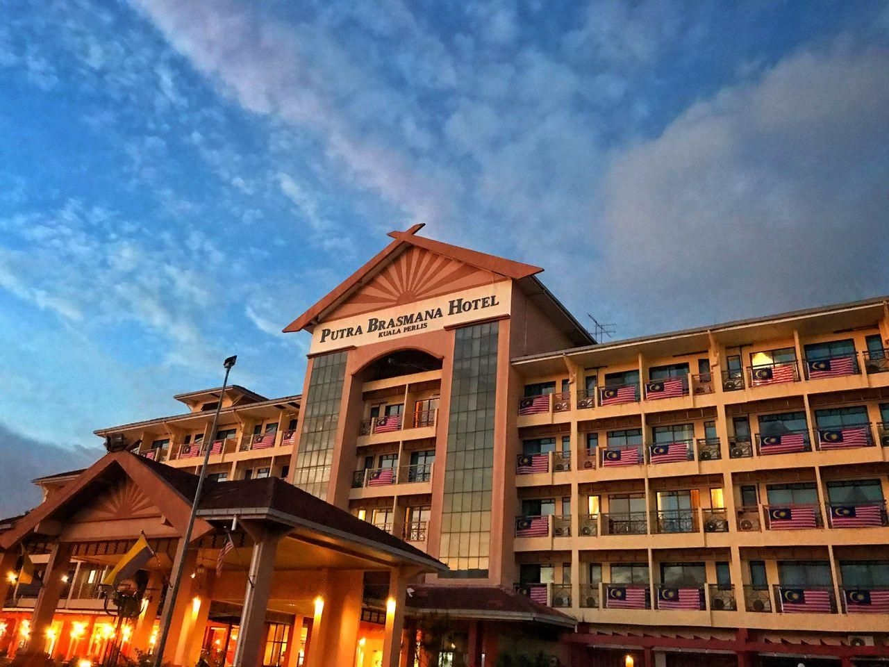 Putra Brasmana Hotel0