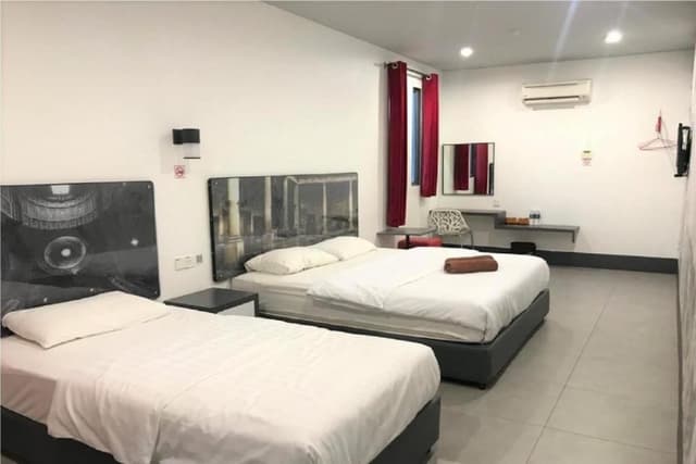 Deluxe Triple Room