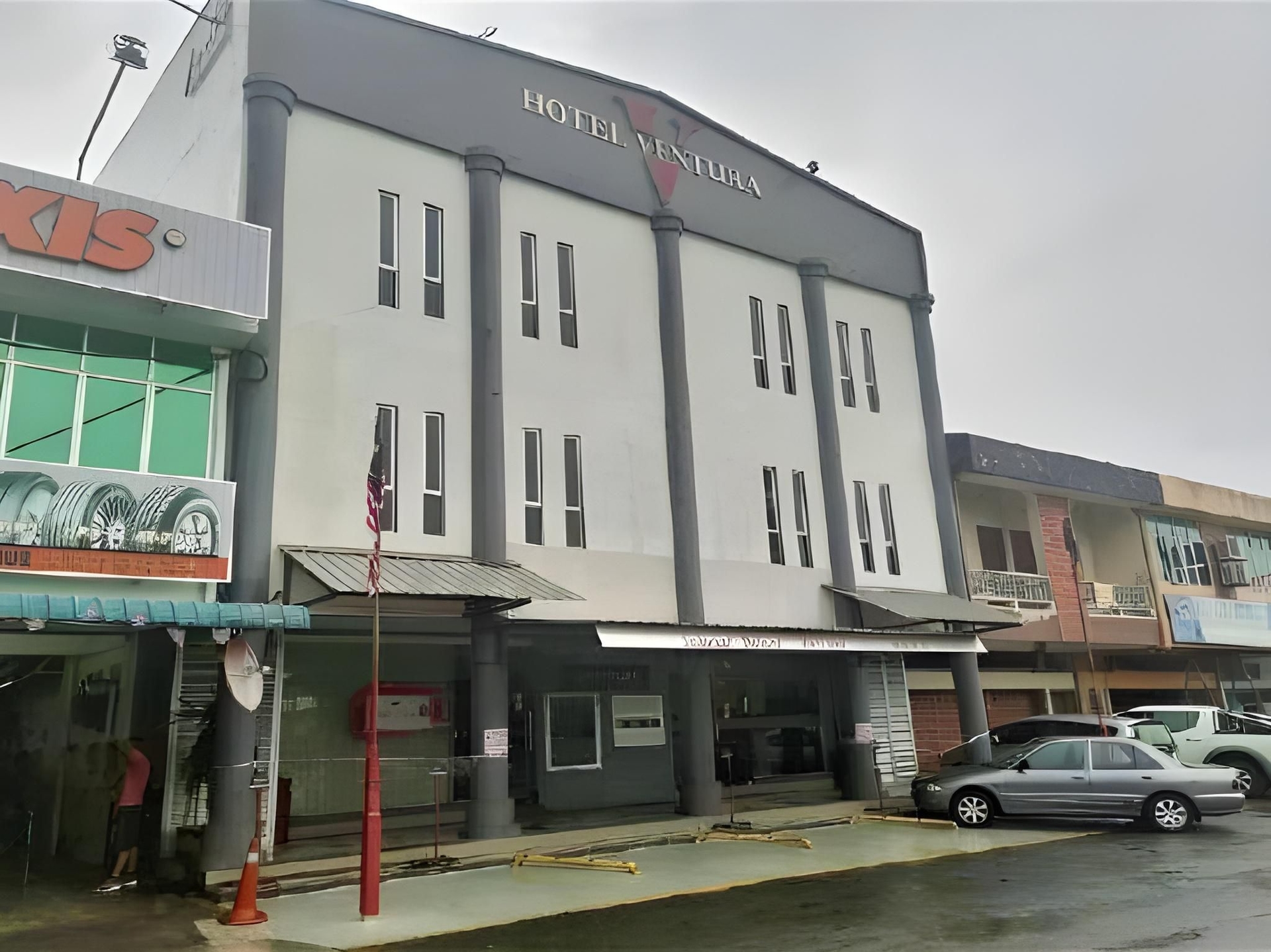 โฮเทล เวนทูรา (Hotel Ventura)0
