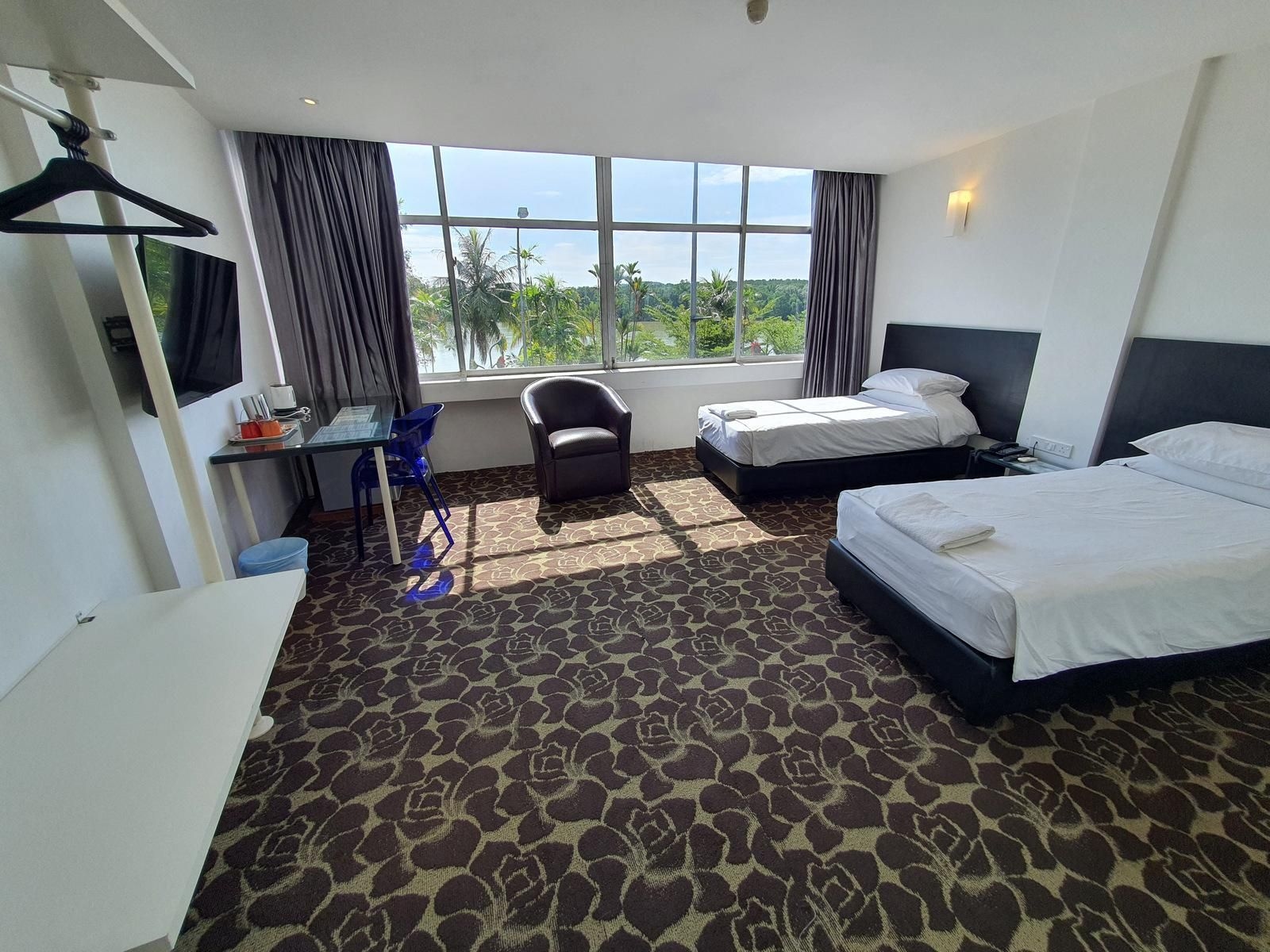 ริเวอริน การ์เดน โฮเต็ล (Riverine Garden Hotel)2