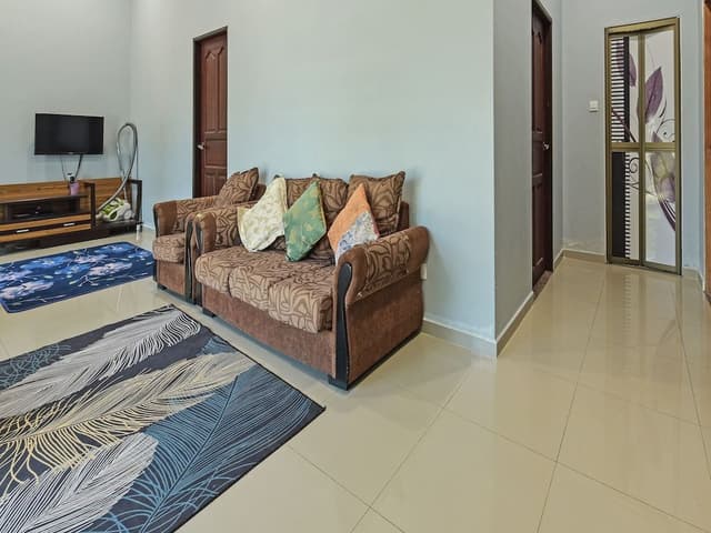 Room, 4 Bedrooms