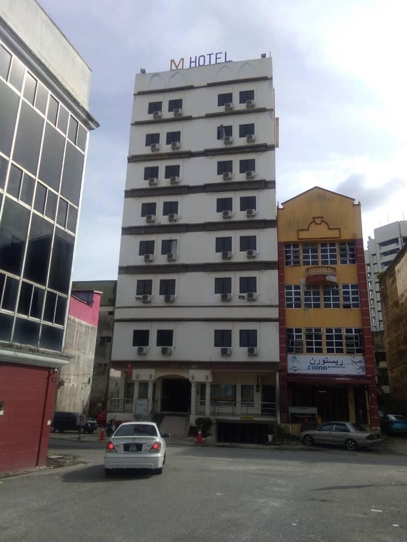 โรงแรมเมวะฮ์ อิมเปียนา (Hotel Mewah Impiana)0