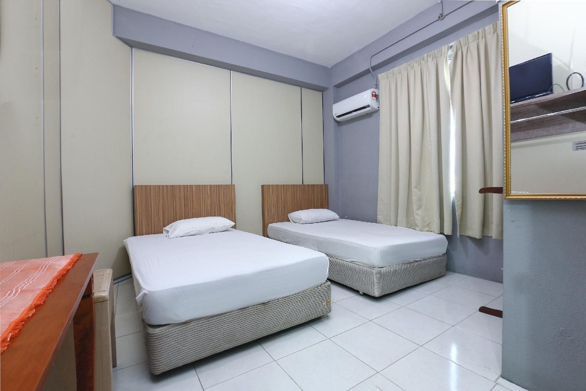 Spot On 89796 Dnoor Budget Inn2