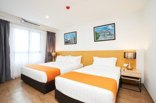 Deluxe Suite