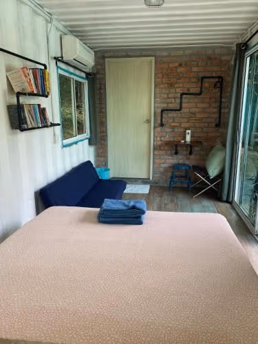 Medium Room