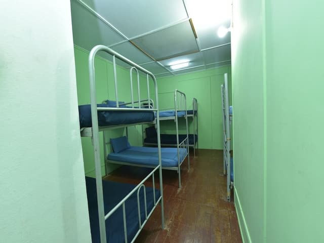 Shared Dormitory, Women only