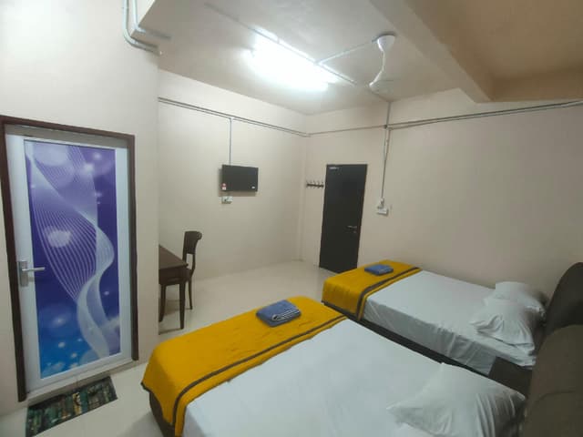 Deluxe - Air Conditioning