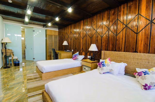 Deluxe Suite ( 3 )