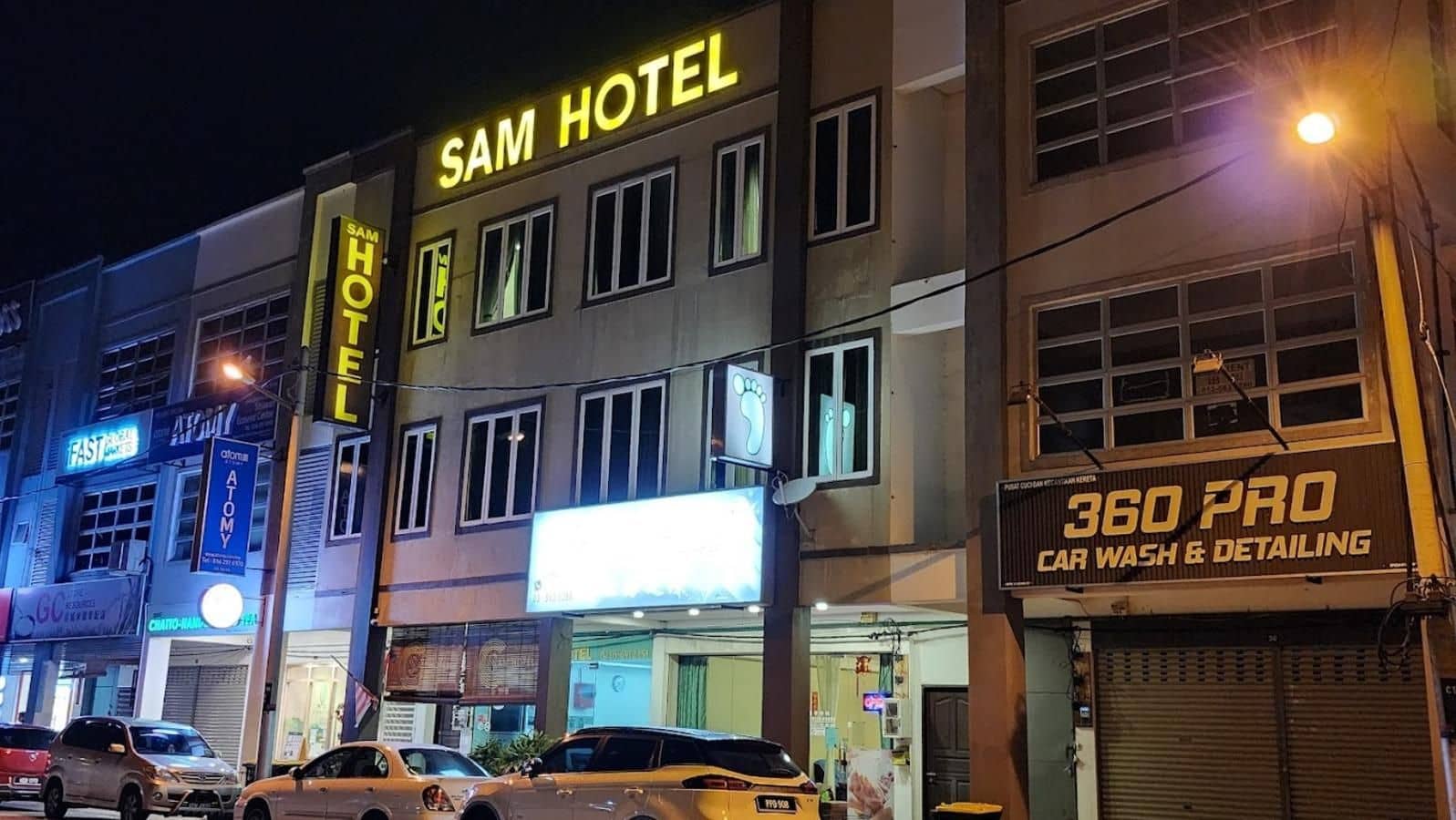 โรงแรม แซม โรงแรม แซม