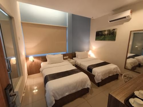 OSCAR SUITES HOTEL4