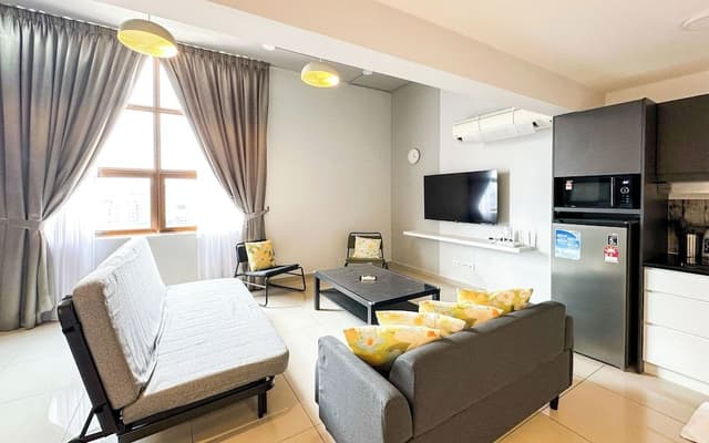 Deluxe Duplex, City View