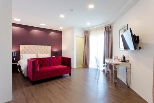 โรงแรมอะโลฮา (Aloha Hotel)4